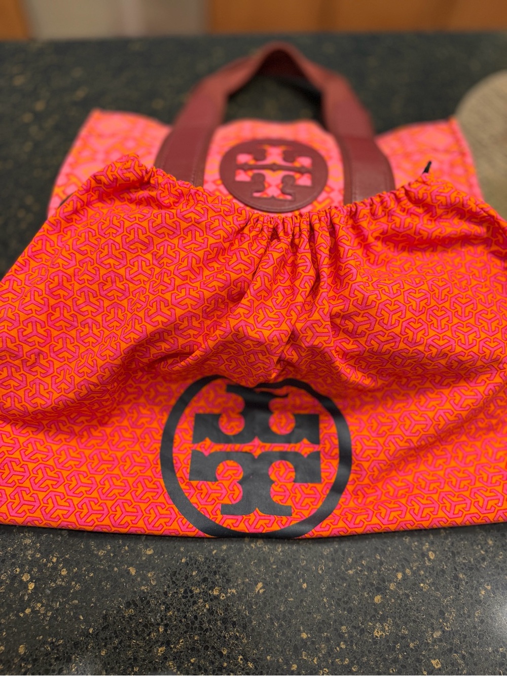Tory Burch Limited Edition Honeysuckle Printed Canvas Classic Tote - Picture 9 of 13